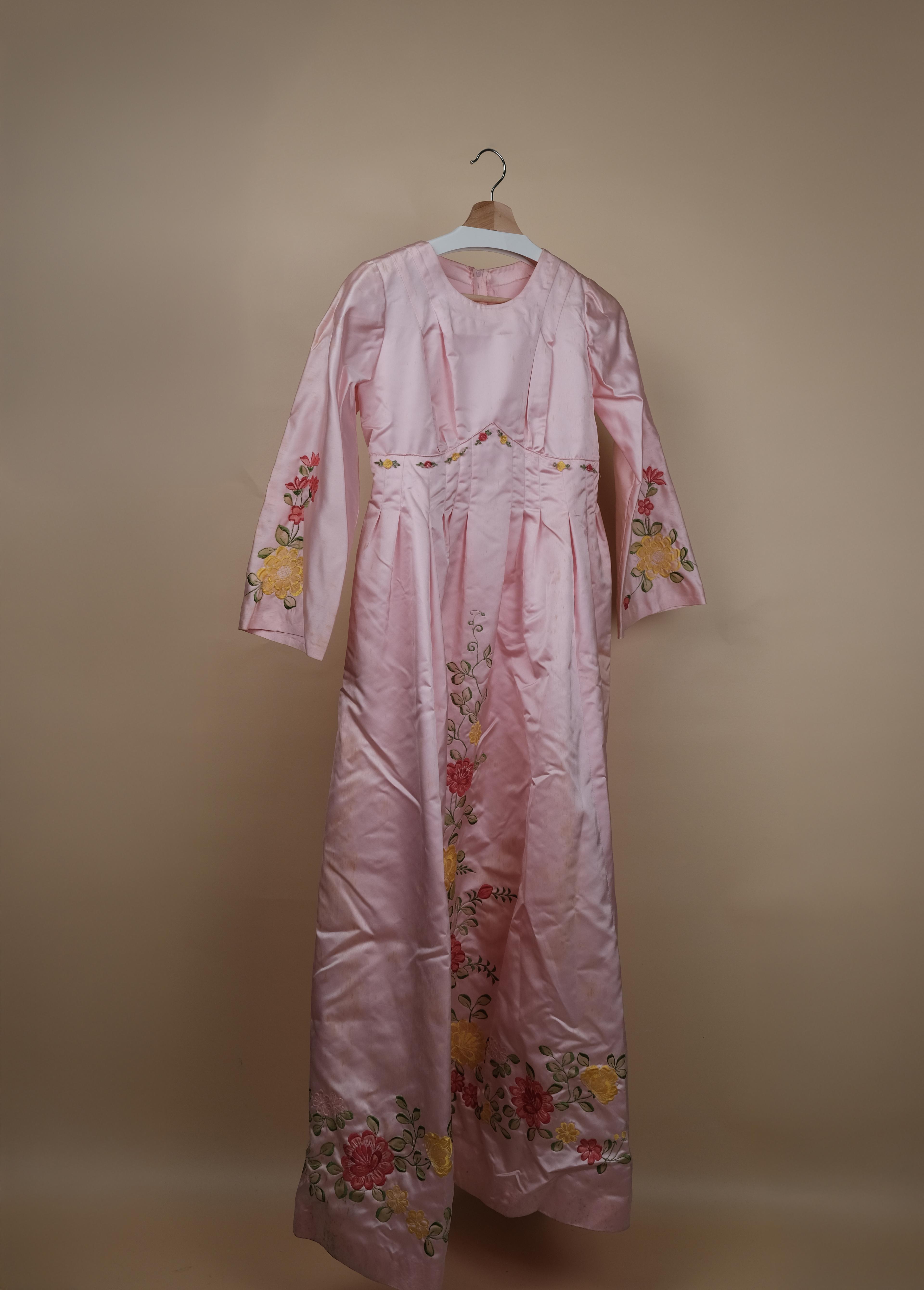 결혼식 피로연 드레스